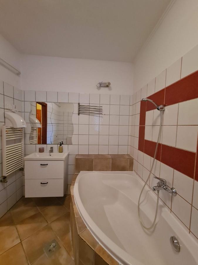 مبيت وإفطار ميسكولك Palantir Panzio المظهر الخارجي الصورة