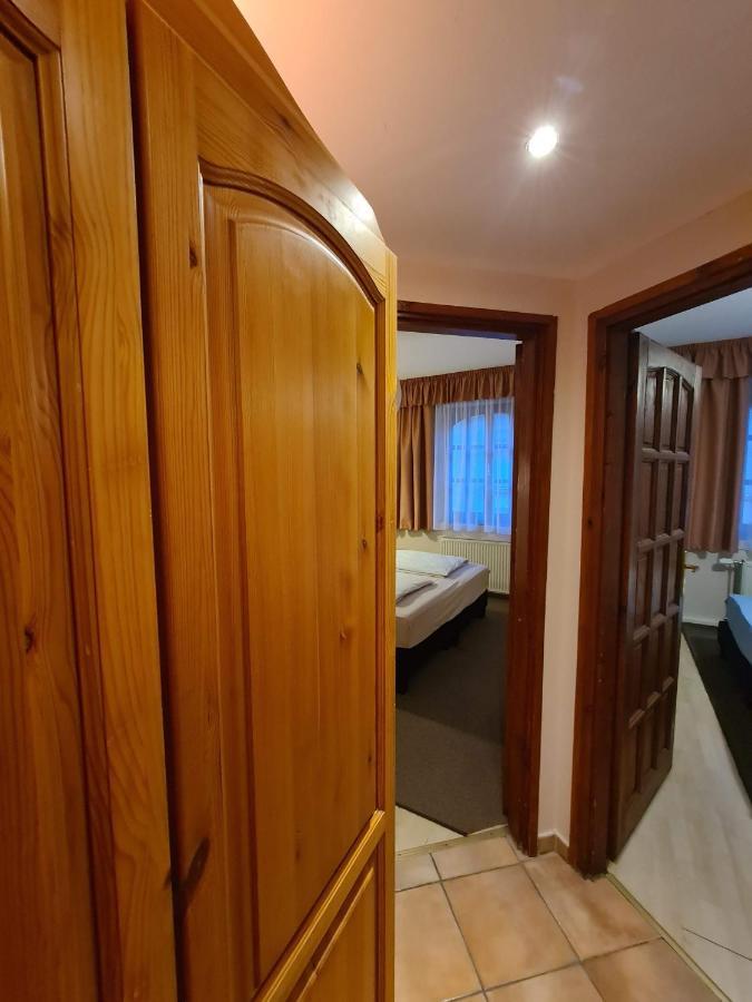 مبيت وإفطار ميسكولك Palantir Panzio المظهر الخارجي الصورة