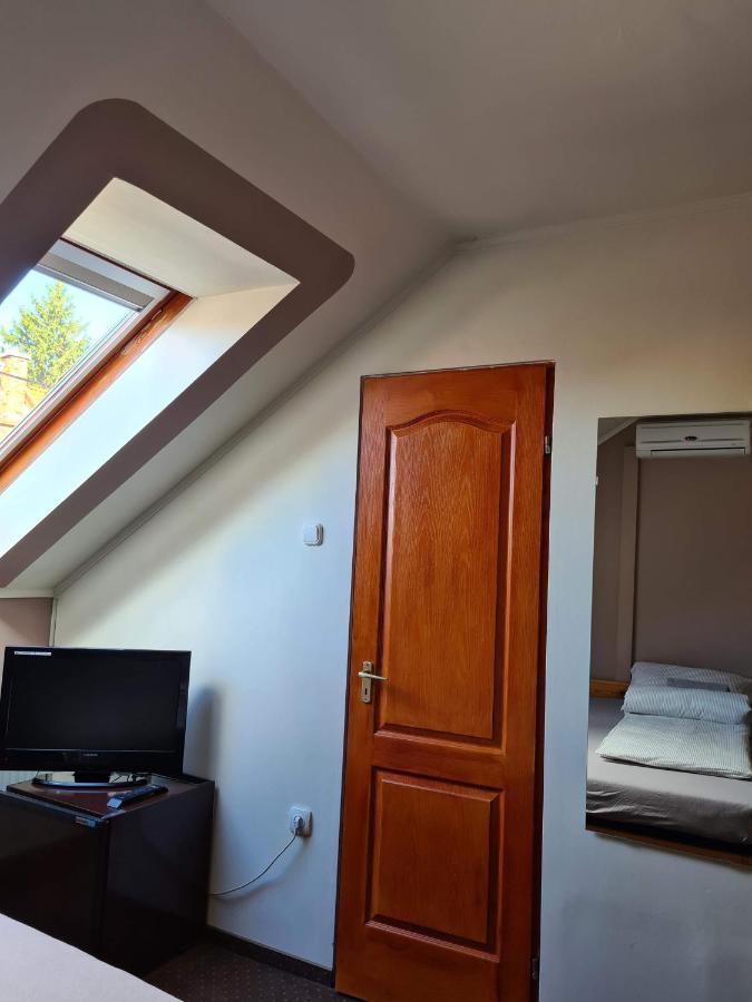 مبيت وإفطار ميسكولك Palantir Panzio المظهر الخارجي الصورة